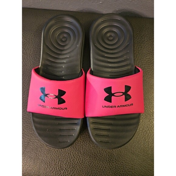 Under‎ Armour Kids Ansa Graphic Logo Slide Sandal, Black/pink, Size 4Y - Picture 2 of 8